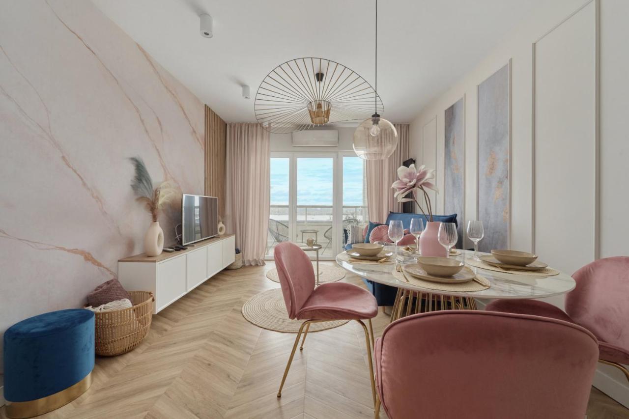 Elegant Apartment With Balcony Krakowska Wroclaw By Renters Prestige Esterno foto