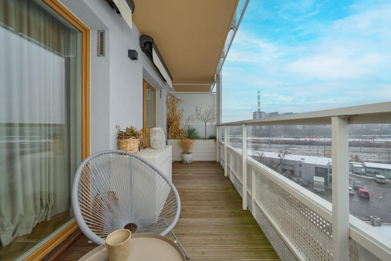 Elegant Apartment With Balcony Krakowska Wroclaw By Renters Prestige Esterno foto