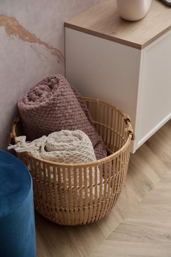 Elegant Apartment With Balcony Krakowska Wroclaw By Renters Prestige Esterno foto